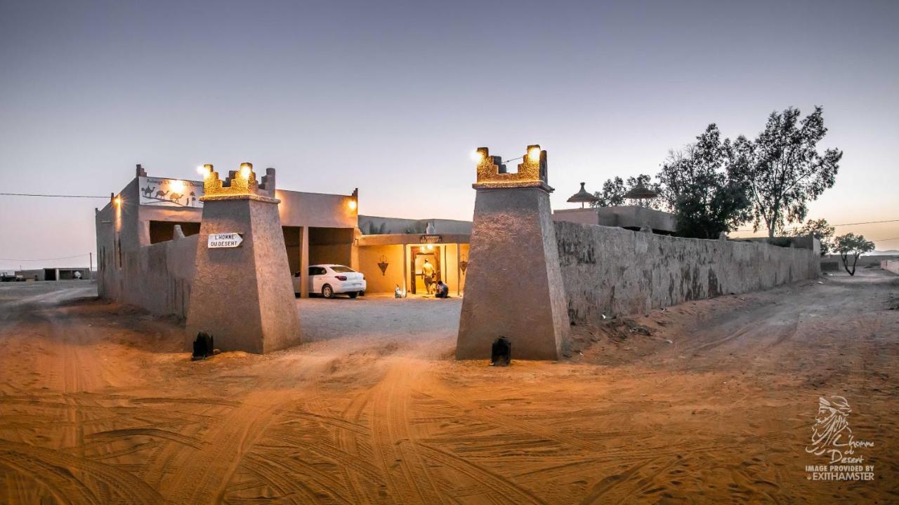 L'Homme Du Desert A Merzouga Exteriér fotografie